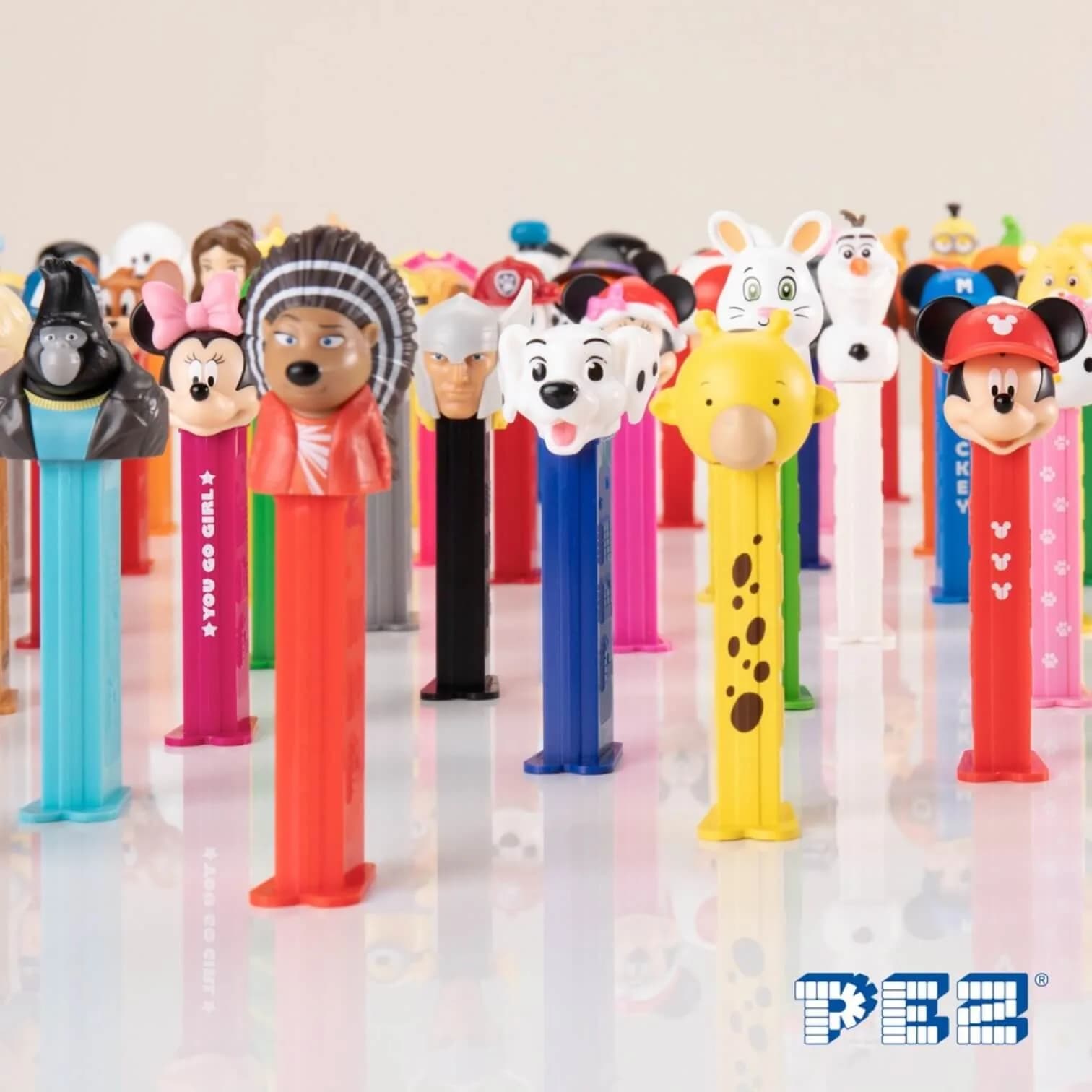 Конфеты PEZ с дозатором